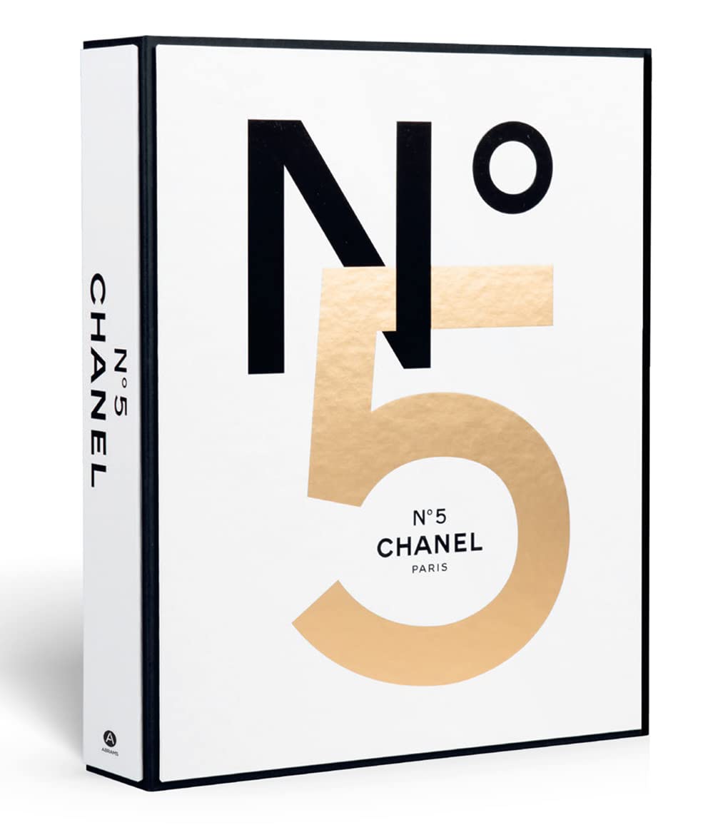 capítulo por capítulo baixar Chanel No. 5: Story of a Perfume