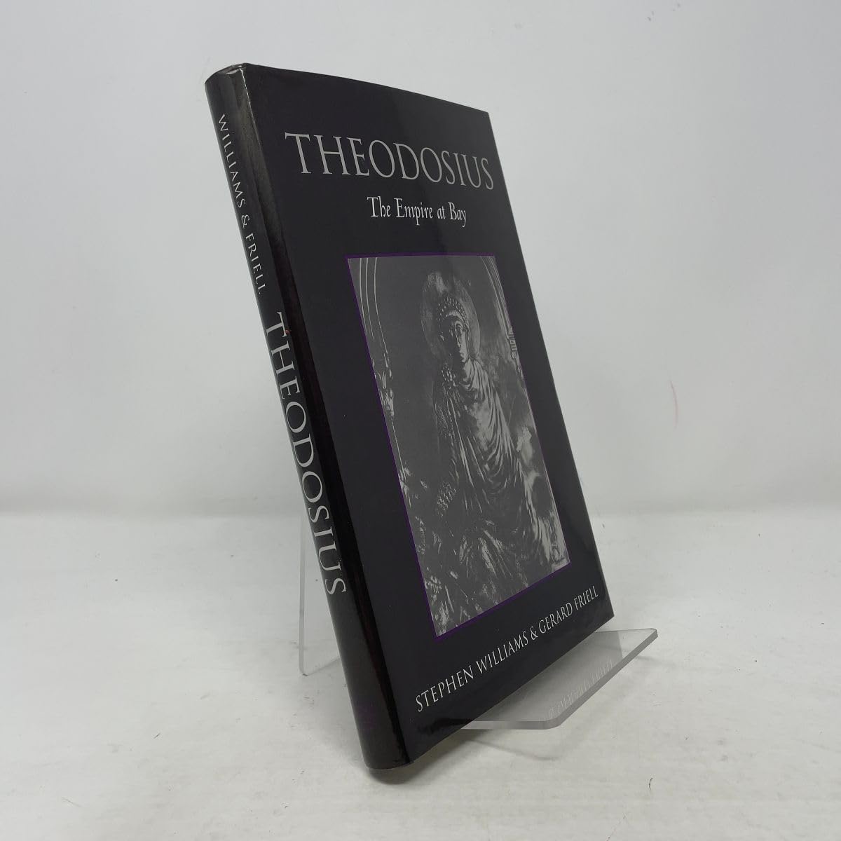 ler totalmente Theodosius: The Empire at Bay