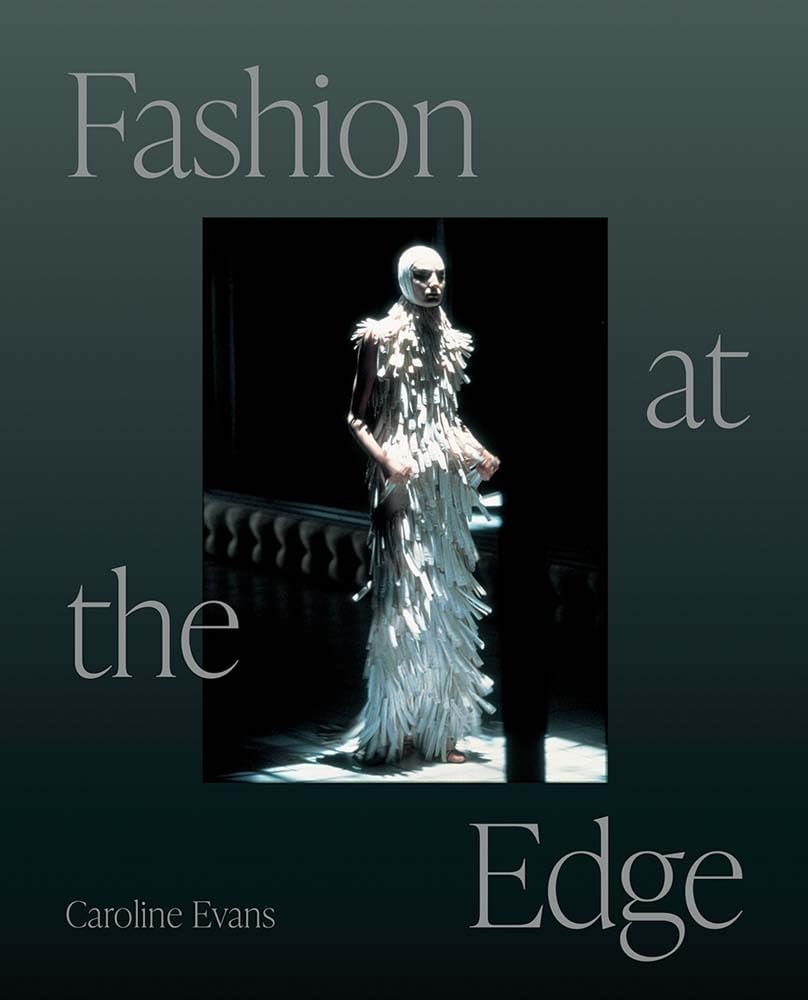 capítulo por capítulo baixar Fashion at the Edge: Spectacle, Modernity, and Deathliness