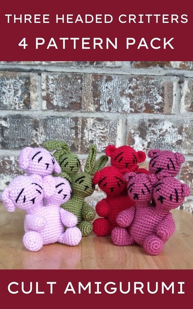 ler totalmente Three Headed Critter 4 Pack: Cult Amigurumi Patterns (English Edition)