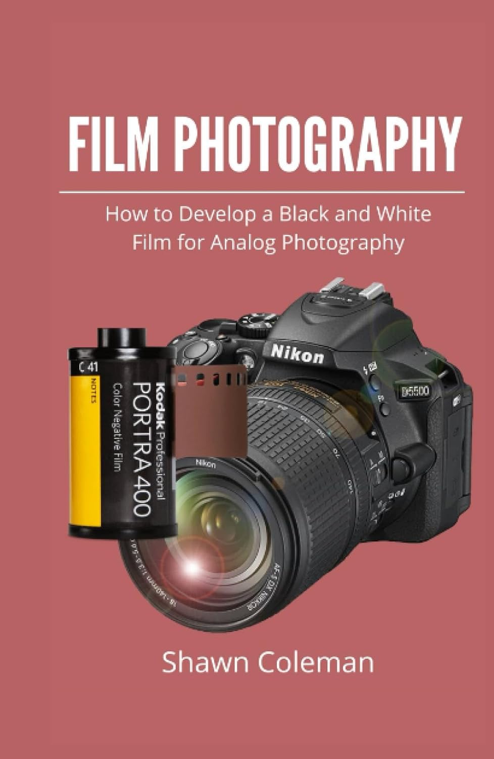 ler totalmente Film Photography: How to Develop a Black and White Film for Analog Photography