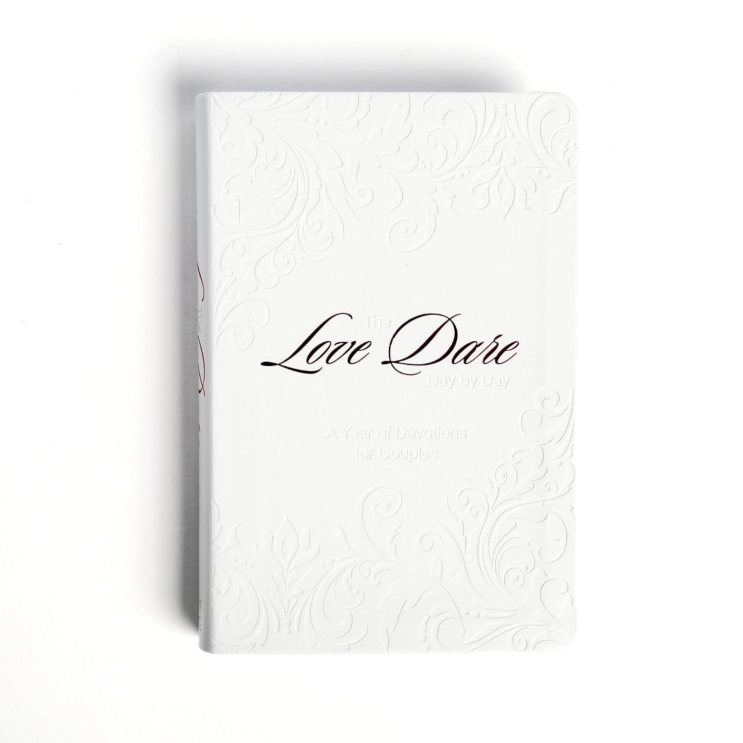 The Love Dare Day by Day: Gift Edition: A Year of Devotions for Couples