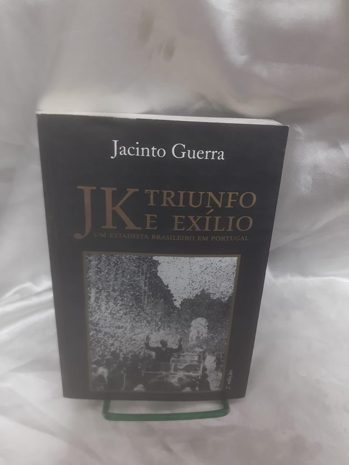 Jk. triunfo e exílio