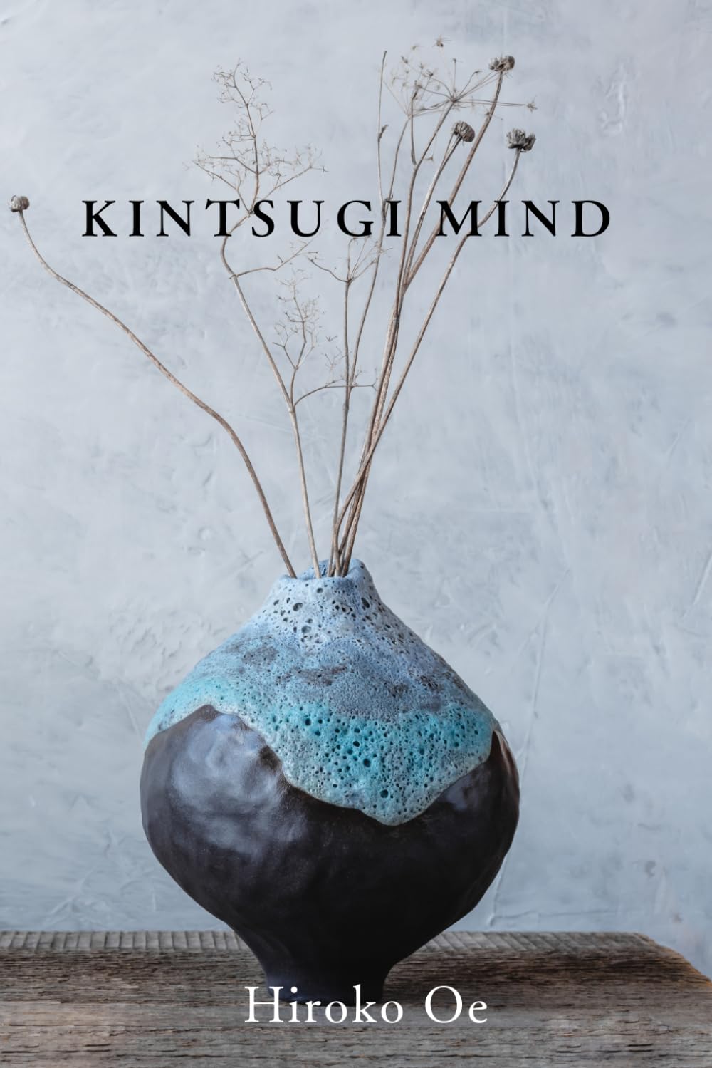 ler totalmente KINTSUGI MIND: Why the World Is Falling in Love with the Japanese Art of Golden Repair (The Invisible Japan Series)