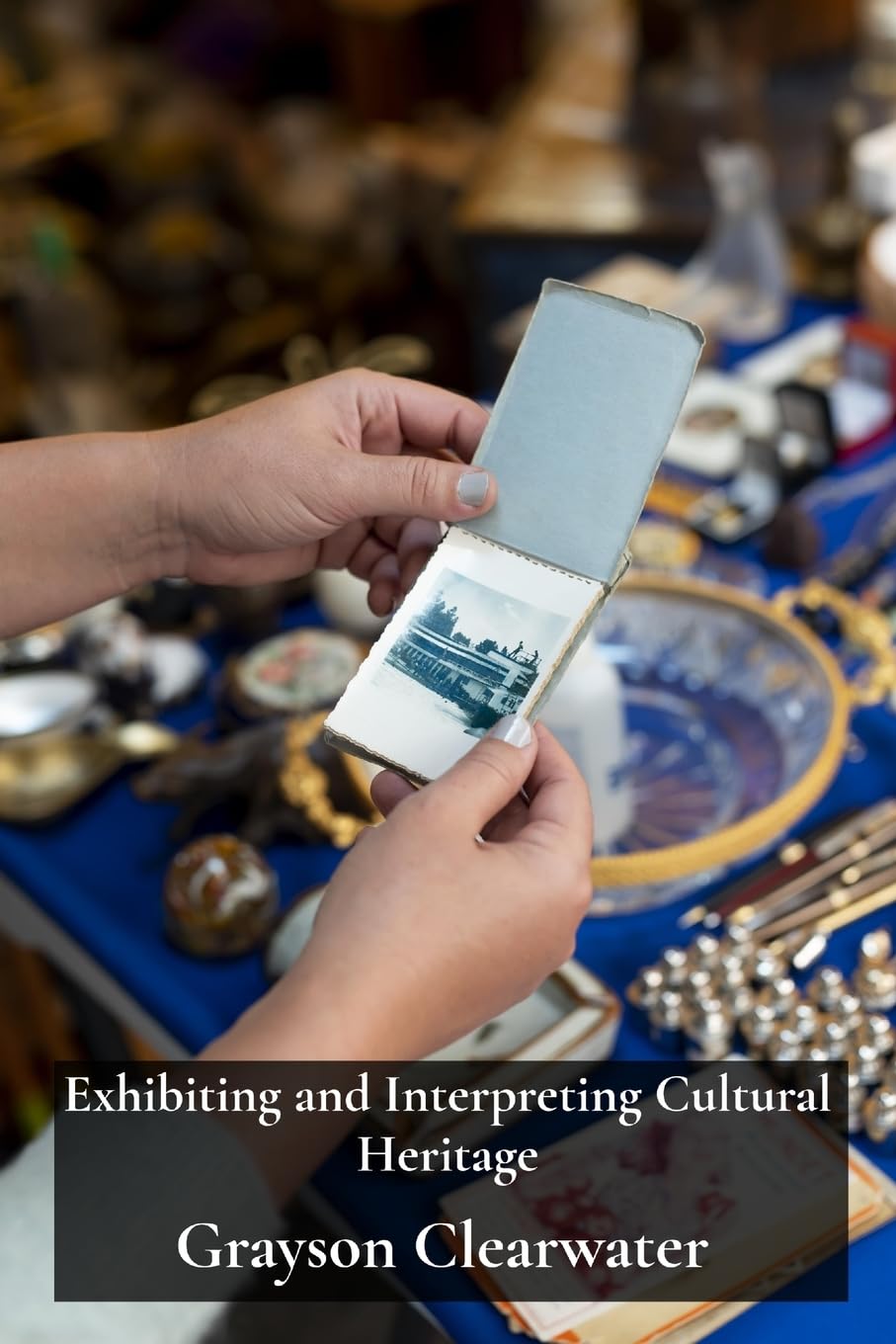 capítulo por capítulo baixar Exhibiting and Interpreting Cultural Heritage: Strategies for Engaging Audiences and Fostering Appreciation of Art