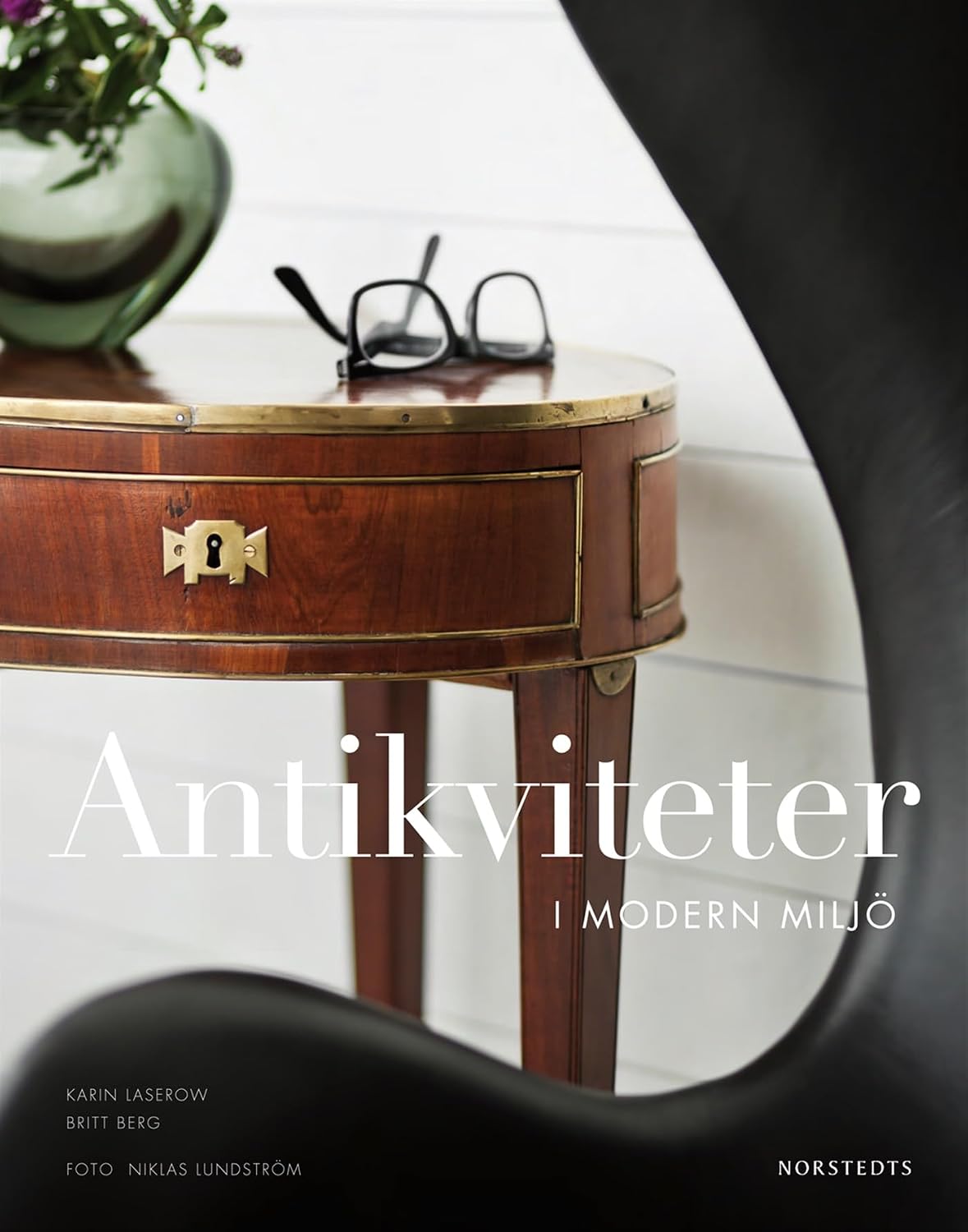 ler totalmente Antikviteter i modern miljö