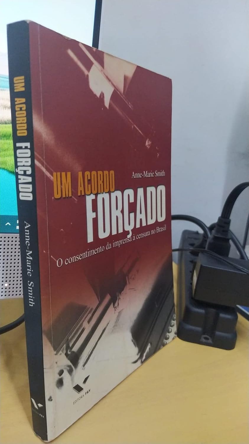 capítulo por capítulo baixar Um Acordo Forçado
