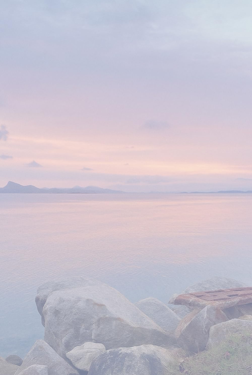 ler totalmente Coastal Pastel – Serene Glow Notebook: A calming pastel seaside notebook for writing, journaling, and creativity (Portuguese Edition)