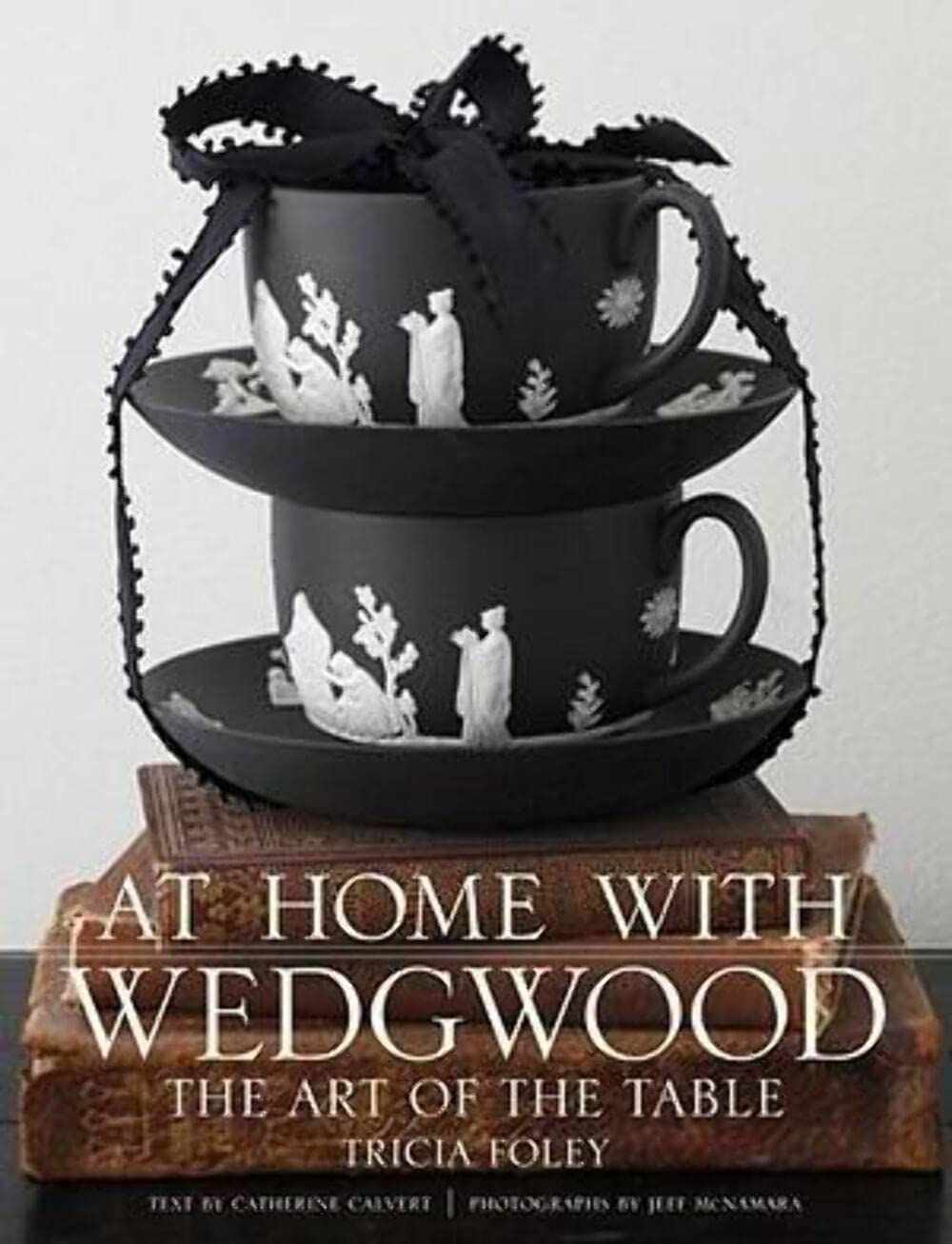 At Home with Wedgwood: The Art of the Table baixar o livro de graça