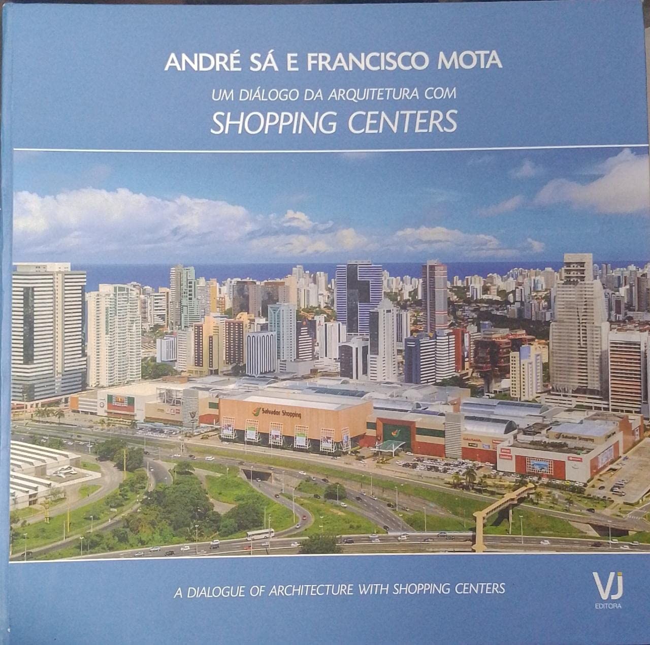 ler totalmente Um diálogo da arquitetura com shopping centers
