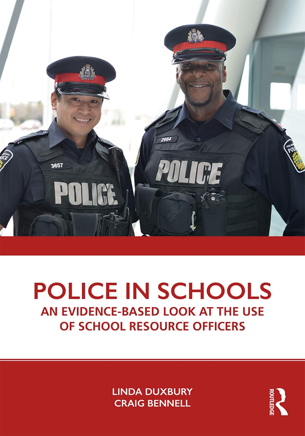 ler totalmente Police in Schools: An Evidence-based Look at the Use of School Resource Officers (English Edition)