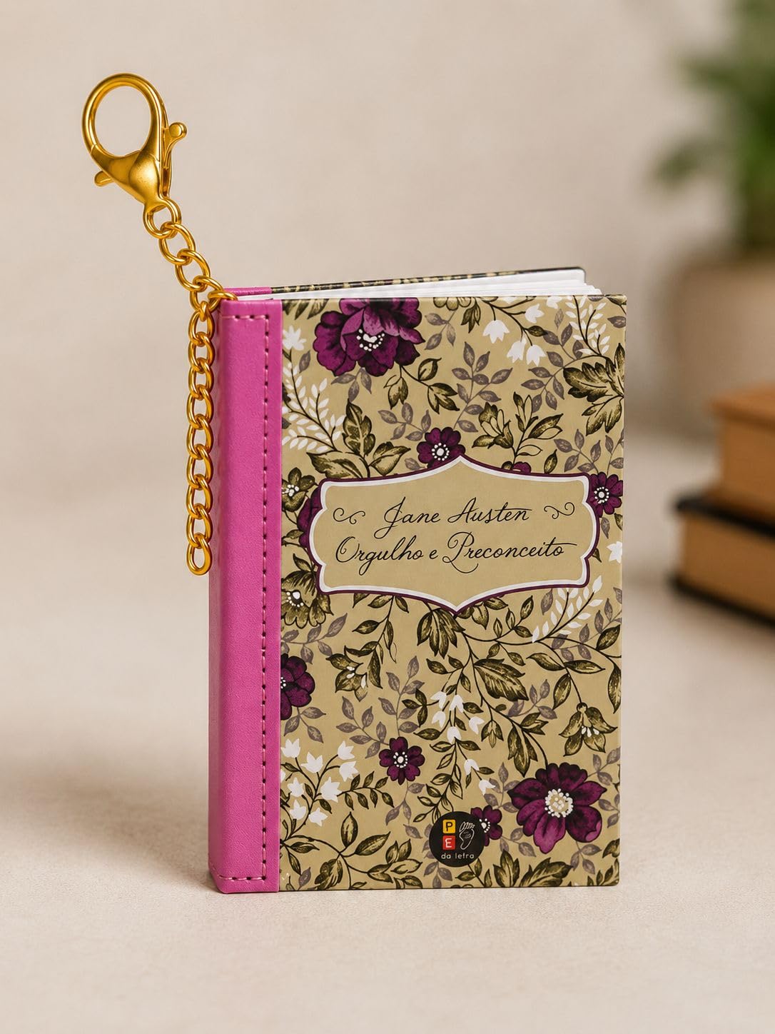 Book Charm - Orgulho e Preconceito - Livro chaveiro baixar livro de graça