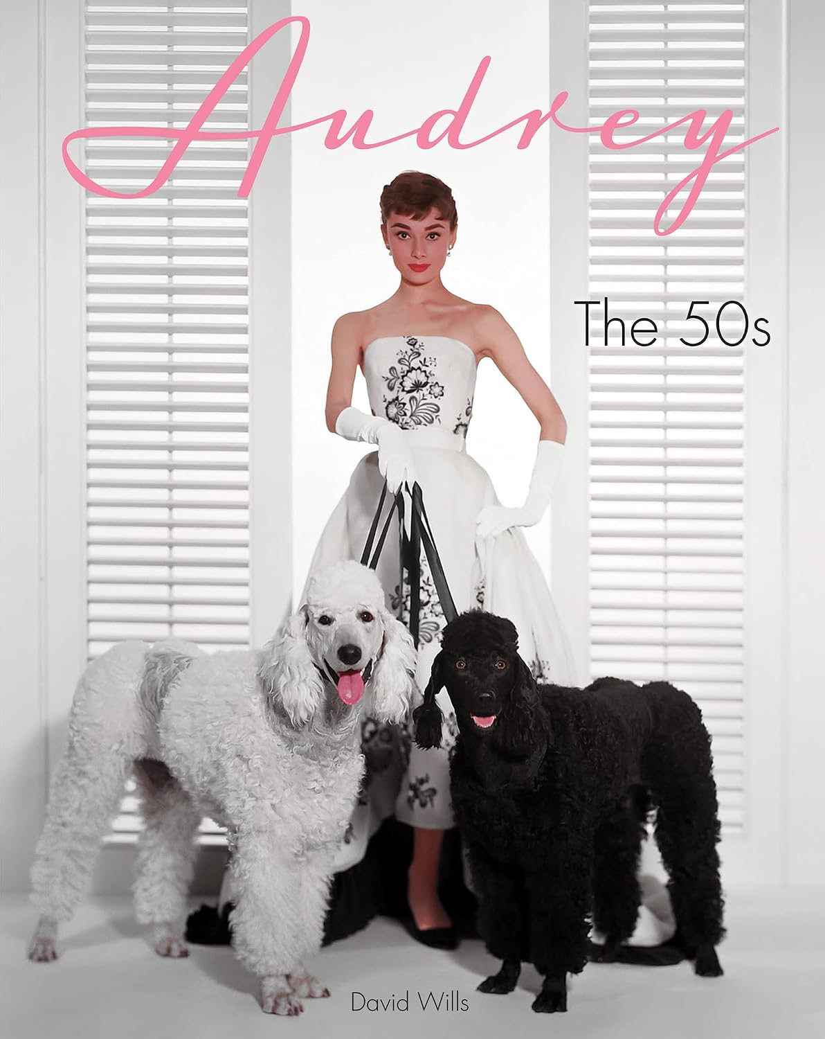 Audrey: The 50s: A Stunning Photographic Showcase of the Iconic Hollywood Actress
