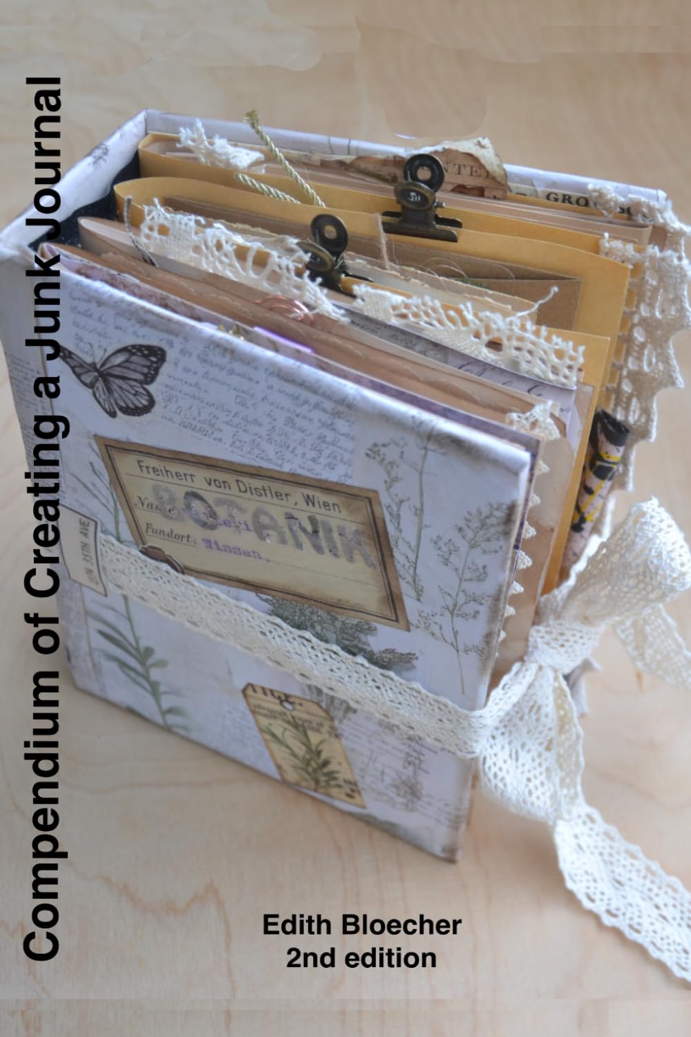 ler totalmente Compendium of Creating a Junk Journal