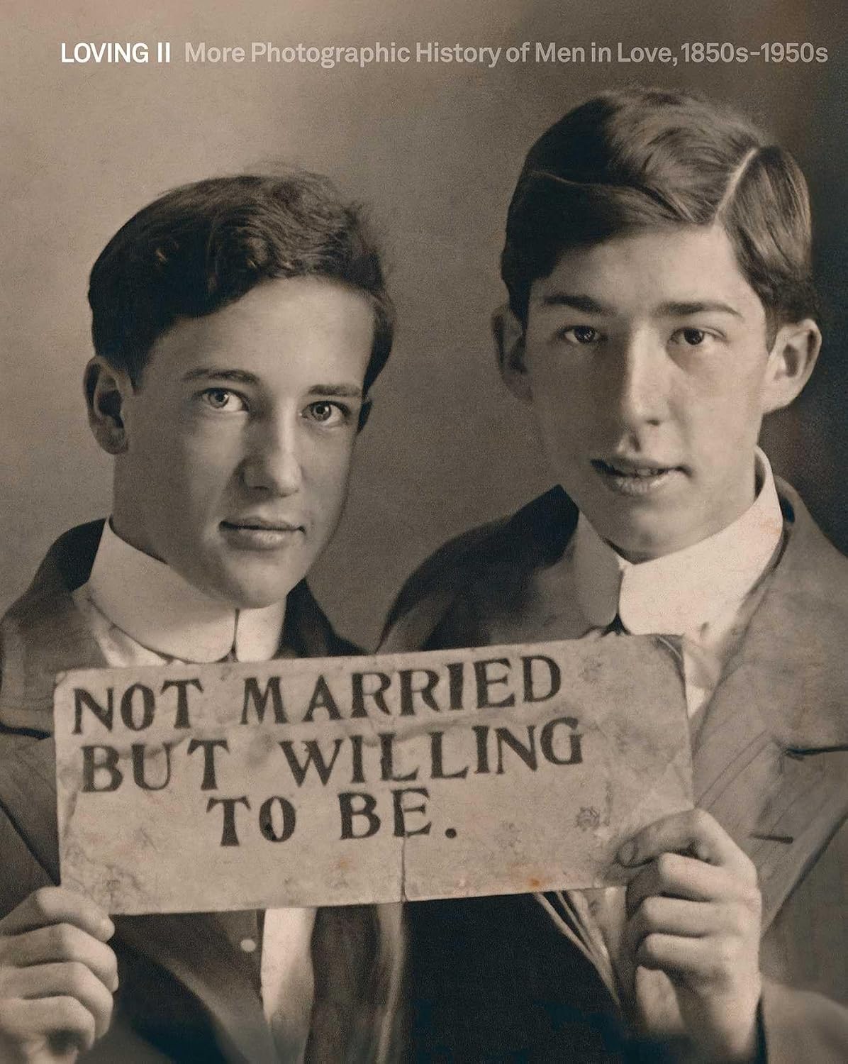 capítulo por capítulo baixar Loving II: More Photographic History of Men in Love, 1850s - 1950s: 2