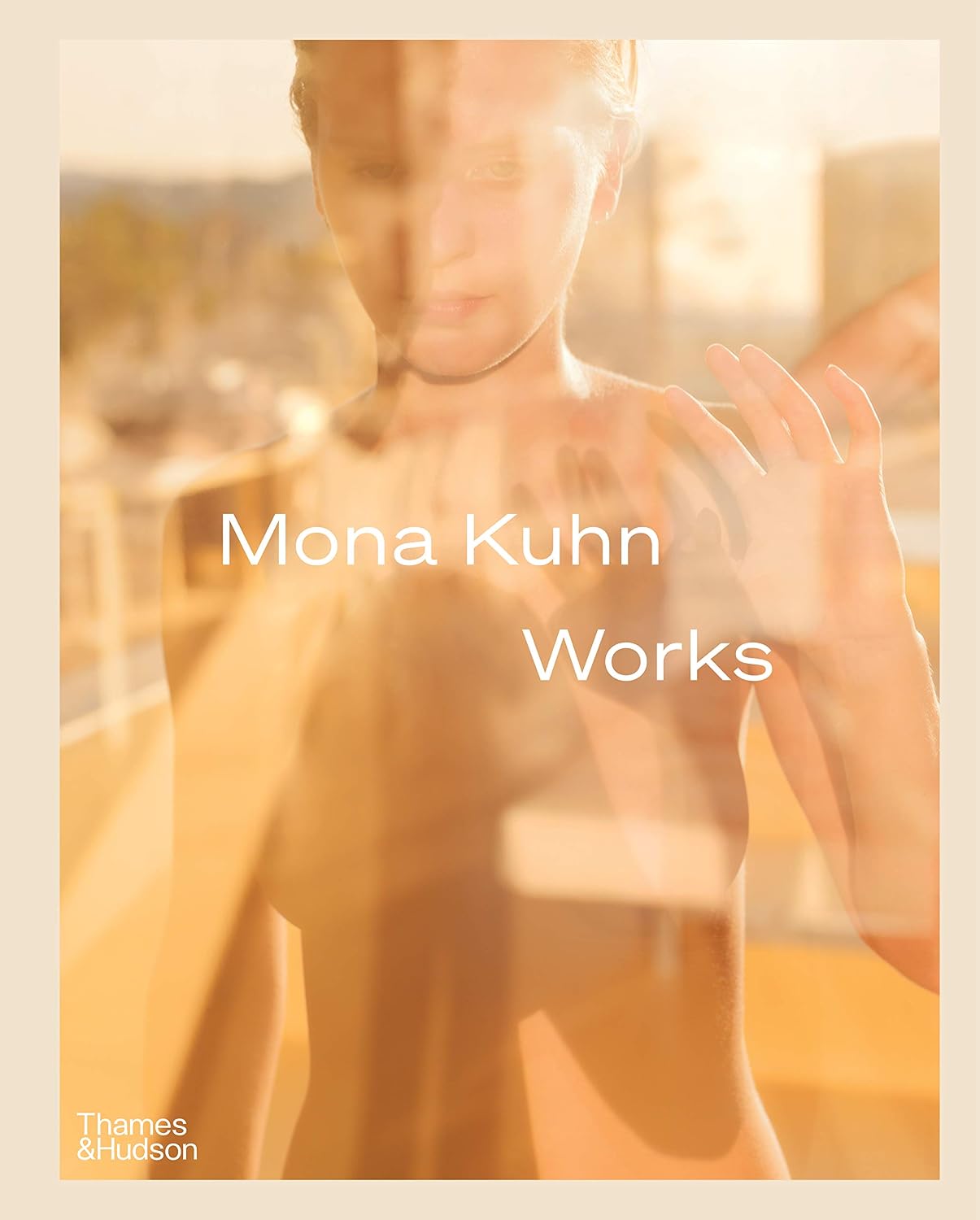 ler totalmente Mona Kuhn: Works