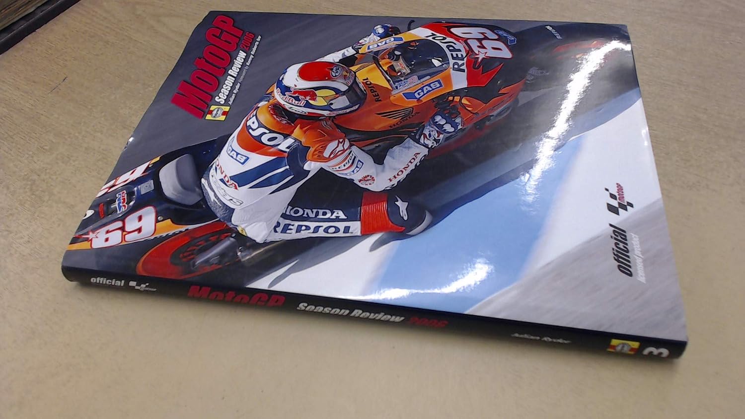 capítulo por capítulo baixar Motogp Season Review 2006