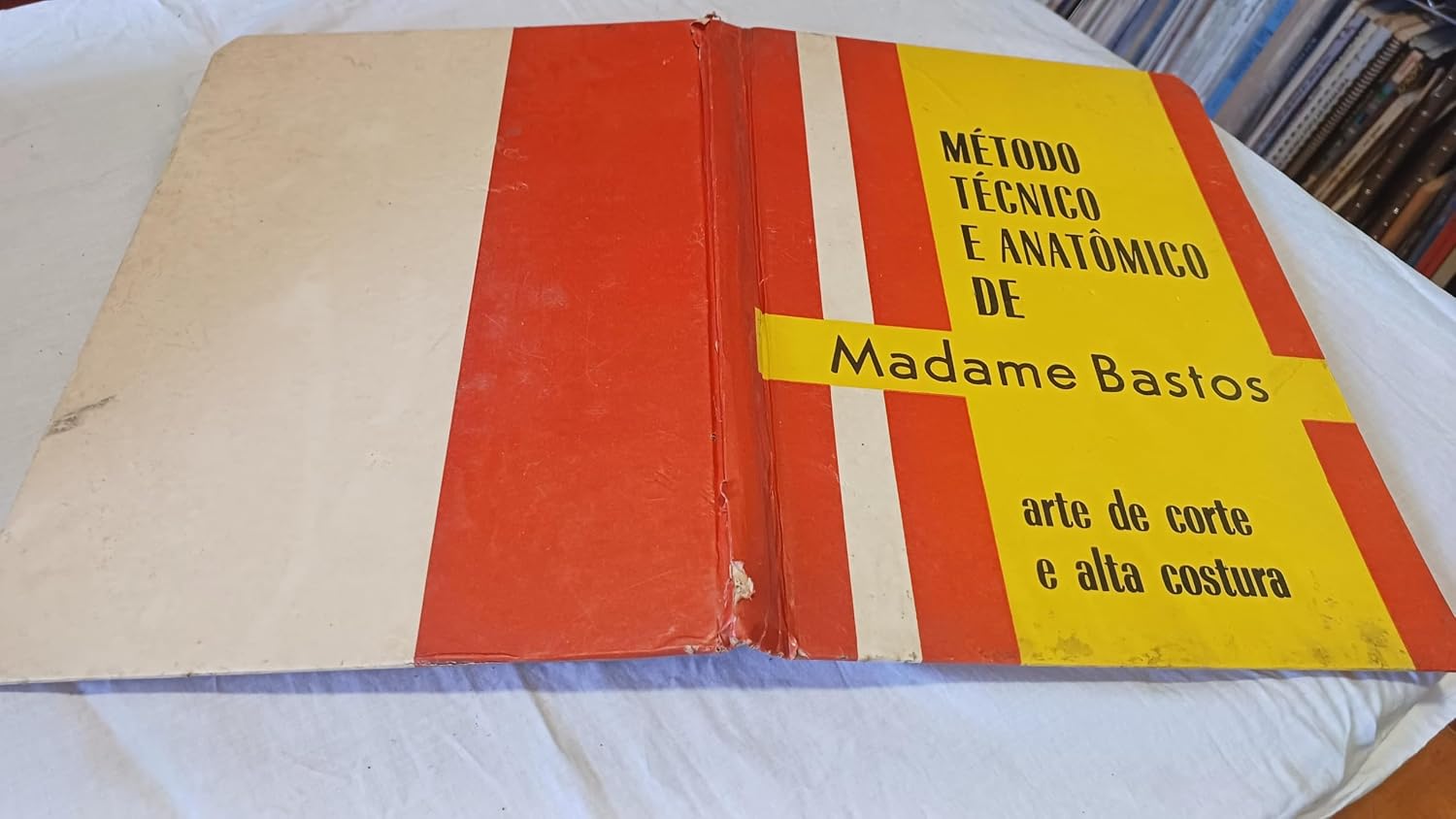 Metodo Tecnico e Anatomico de Madame Bastos Arte de Corte e Alta Costura baixar livro de graça