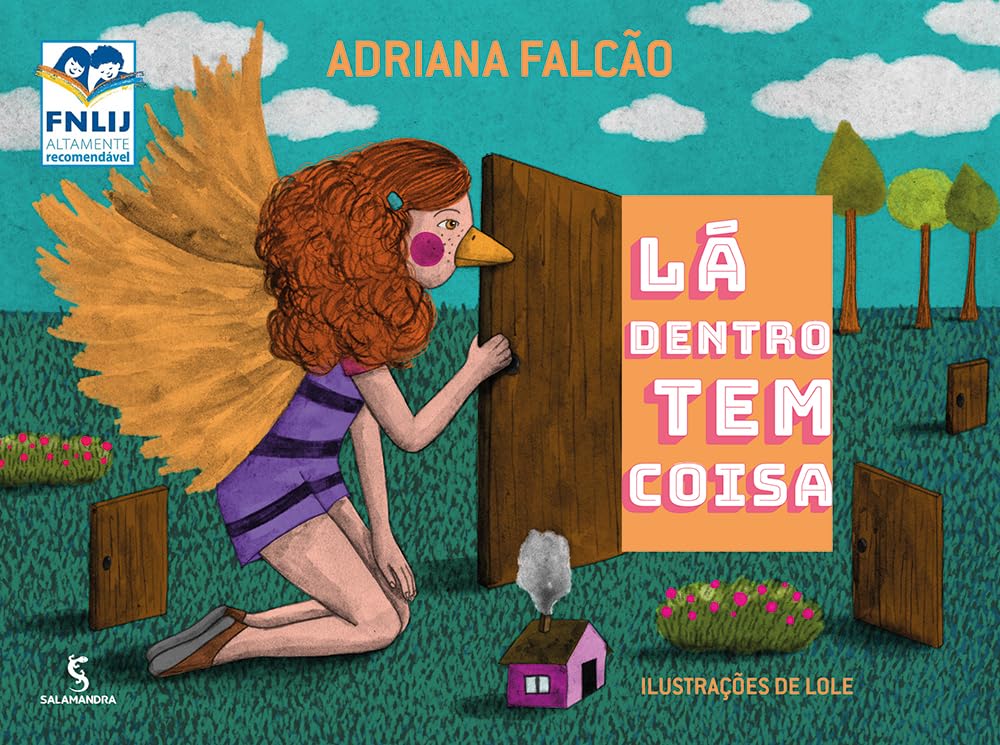 Lá dentro tem coisa