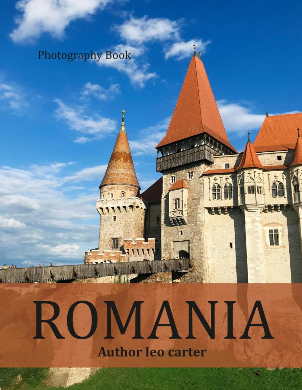 Romania: A Collection of 40 Scenic Photographs Showcasing the Romania baixar livro de graça