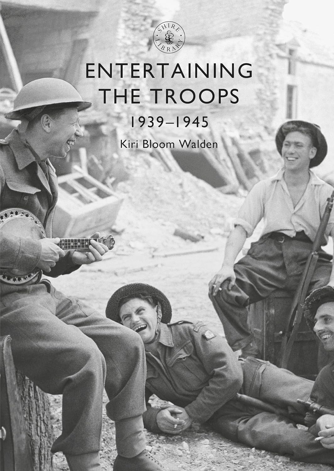 capítulo por capítulo baixar Entertaining the Troops: 1939–1945 (Shire Library Book 862) (English Edition)