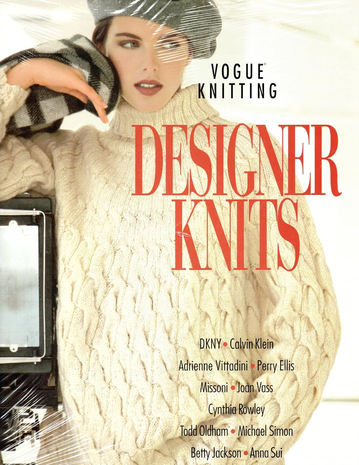 Vogue Knitting Designer Knits: Dkny, Calvin Klein, Adrienne Vittadinni, Perry Ellis, Missoni, Joan Vass, Cynthia Rowley, Todd Oldham, Michael Simon, Betty Jackson, Anna Sui