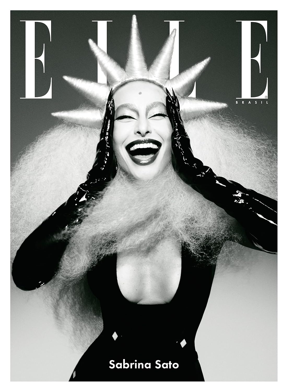 ELLE Brasil Vol. 10: Sabrina Sato - Capa 03 - P&B baixar o livro de graça