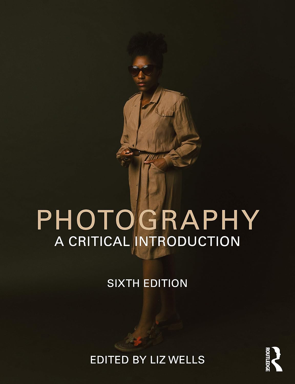 ler totalmente Photography: A Critical Introduction