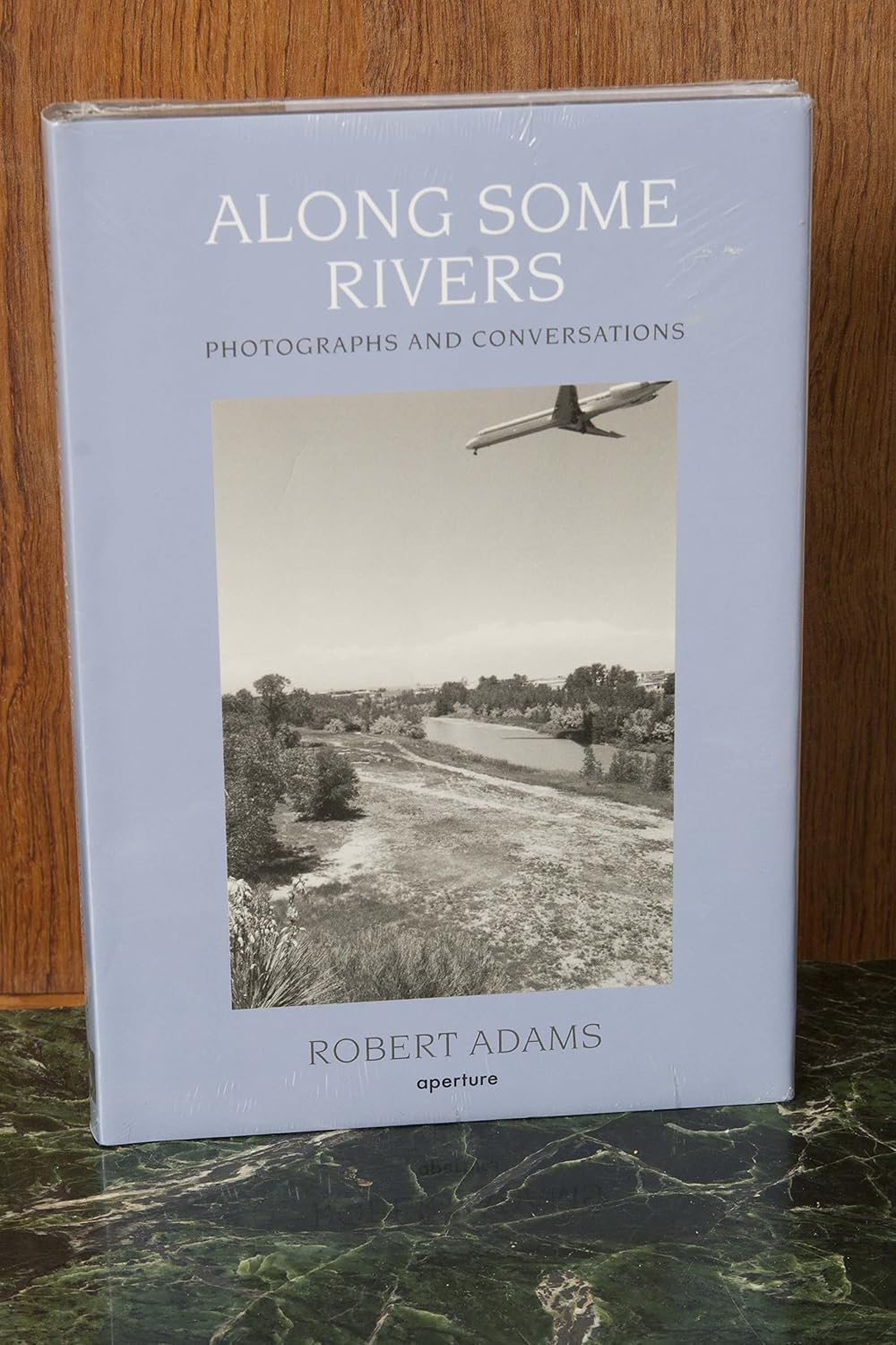 Robert Adams: Along Some Rivers: Photographs and Conversations baixar livro de graça
