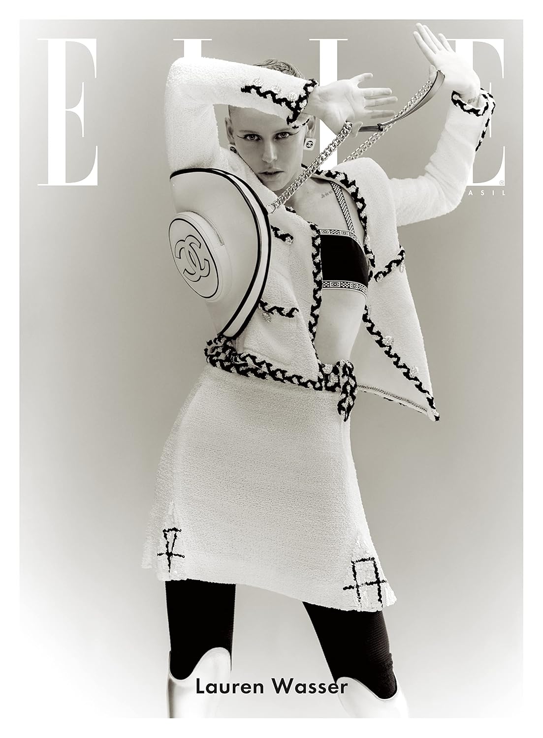 ELLE Brasil Vol. 10: Lauren Wasser - Capa 02 - P&B baixar o livro de graça