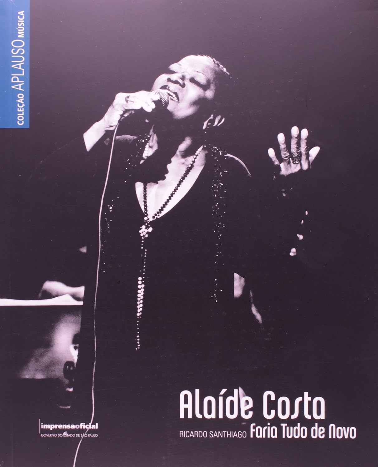 Alaide Costa - Coleção Aplauso baixar livro de graça