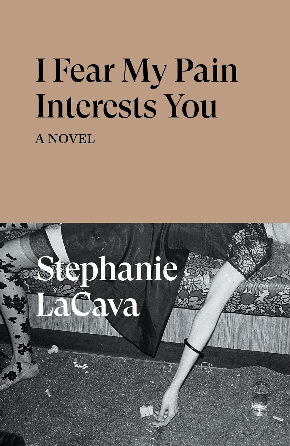 capítulo por capítulo baixar I Fear My Pain Interests You: A Novel