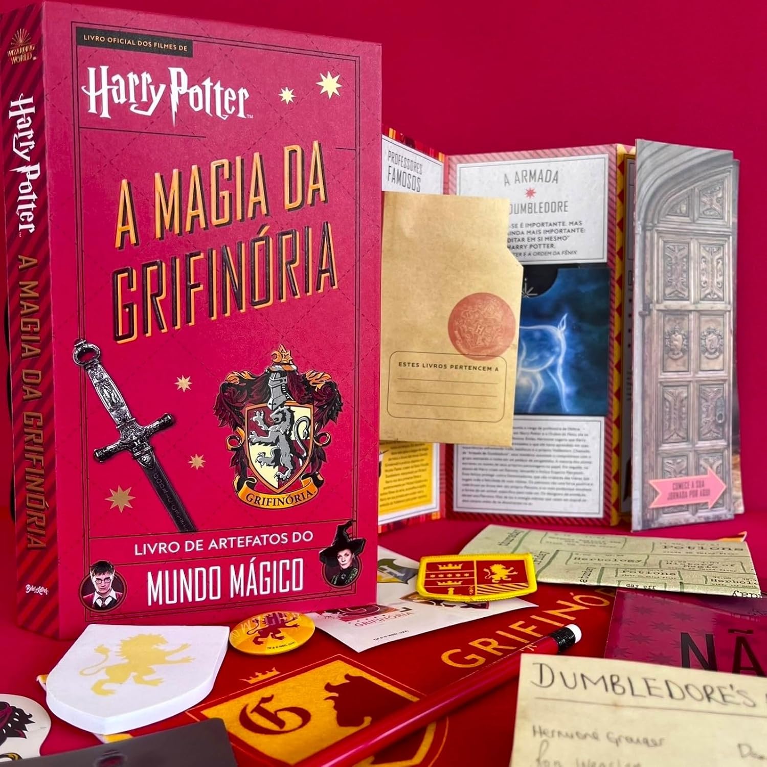 Harry Potter - A Magia da Grifinória: Livro Oficial de Artefatos do Mundo Mágico (inclui itens colecionáveis e presentes para fãs de Harry Potter): 1 baixar o livro de graça