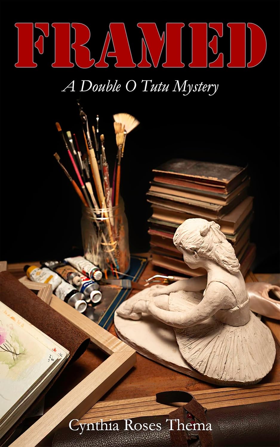 Framed: A Double O Tutu Mystery (Double O Tutu Mysteries Book 2) (English Edition)