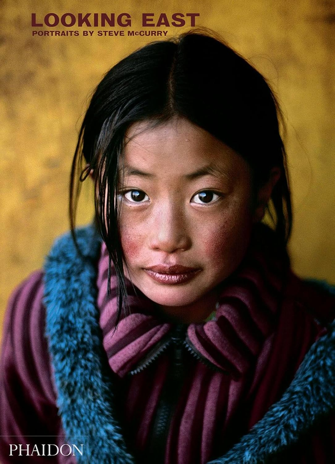 ler totalmente Looking East: Portraits by Steve McCurry