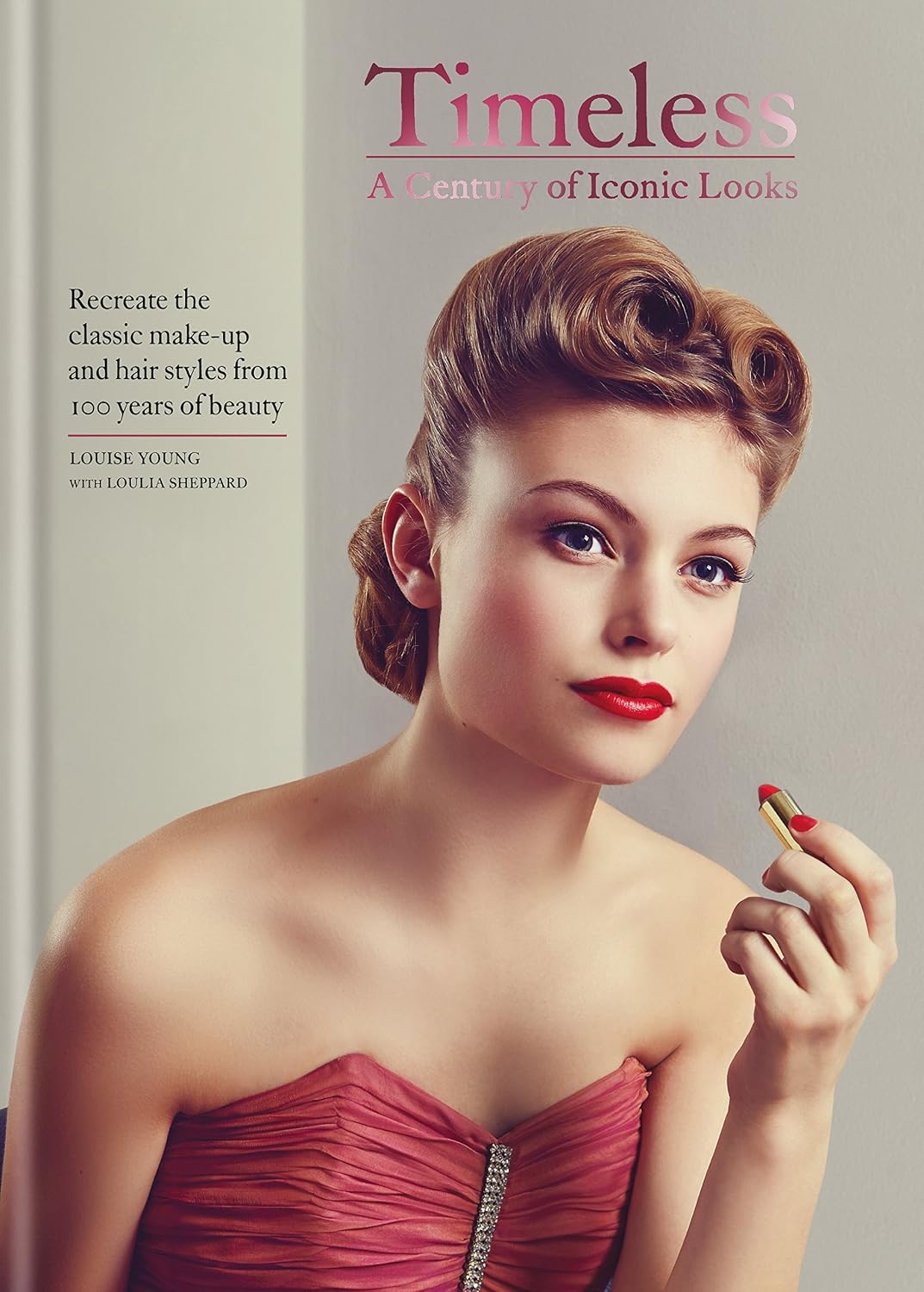 Timeless: A Century of Iconic Looks (English Edition) baixar o livro de graça