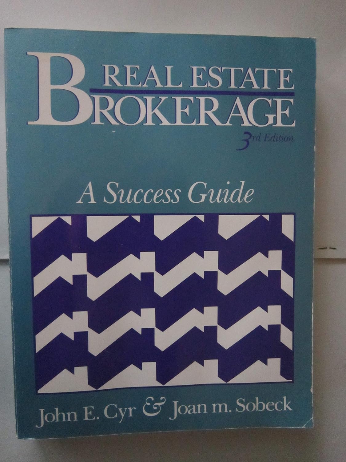 ler totalmente Real estate brokerage: A success guide