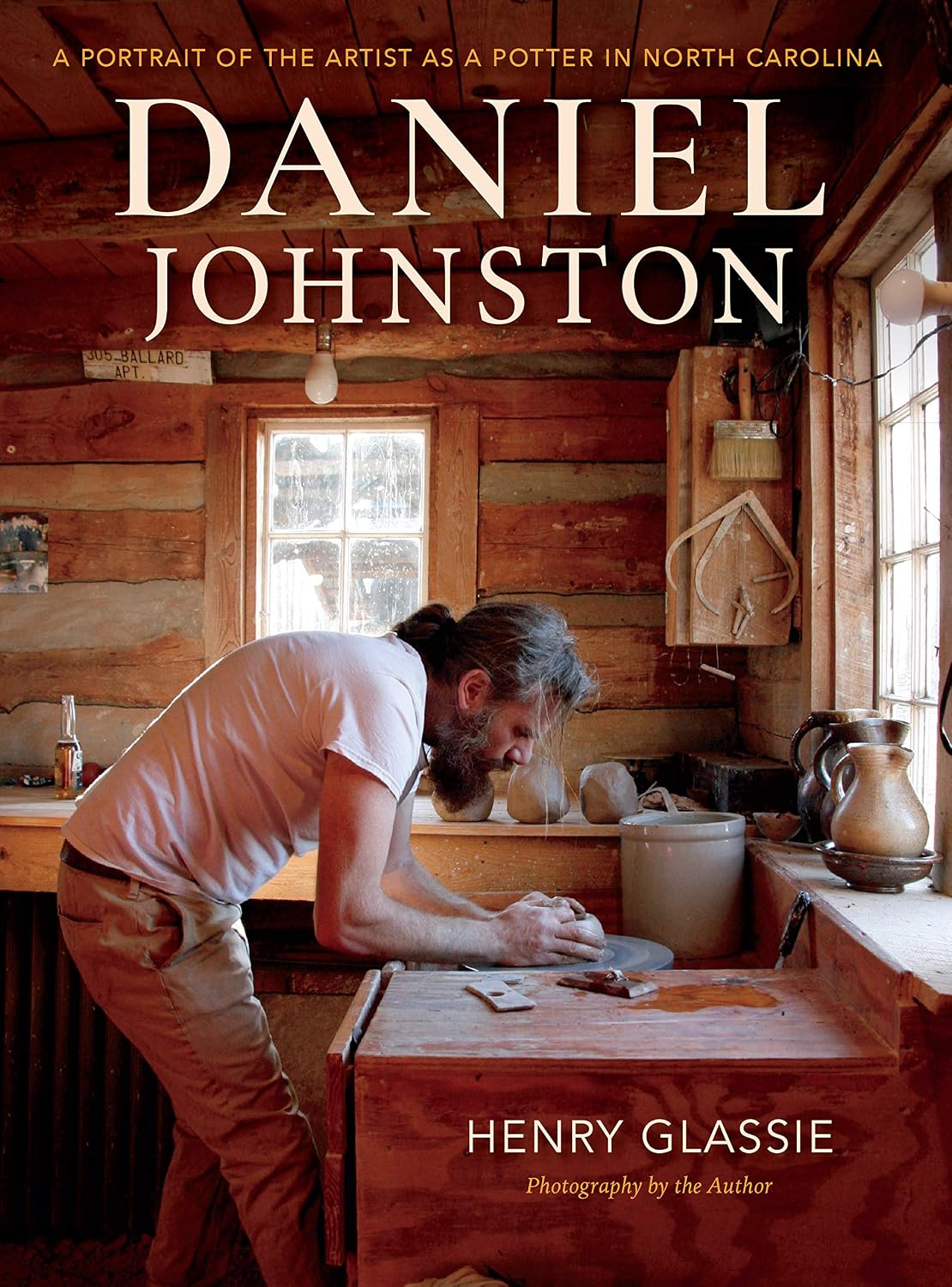 capítulo por capítulo baixar Daniel Johnston: A Portrait of the Artist as a Potter in North Carolina (English Edition)
