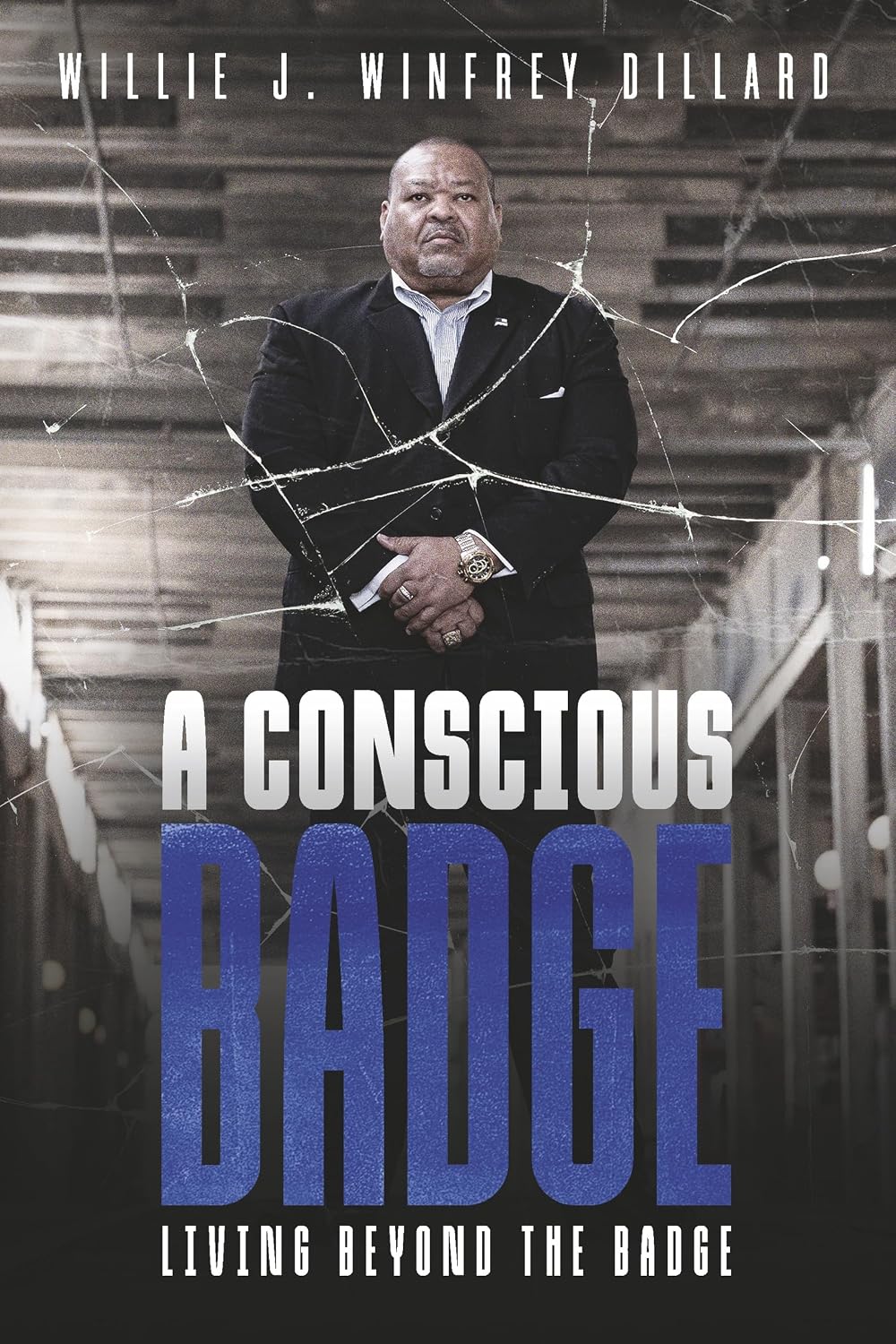 ler totalmente A Conscious Badge: Living Beyond the Badge