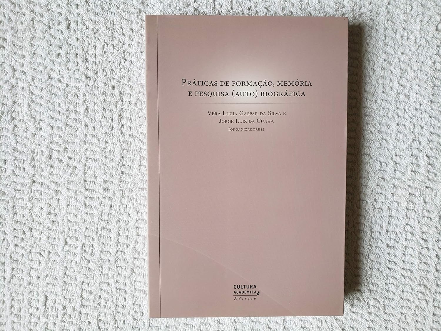 ler totalmente Práticas de formação, memória e pesquisa (auto) biográfica