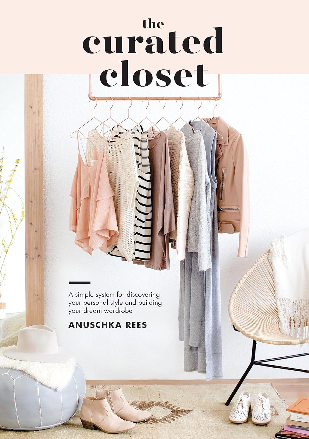 The Curated Closet: A Simple System for Discovering Your Personal Style and Building Your Dream Wardrobe (English Edition) baixar livro de graça
