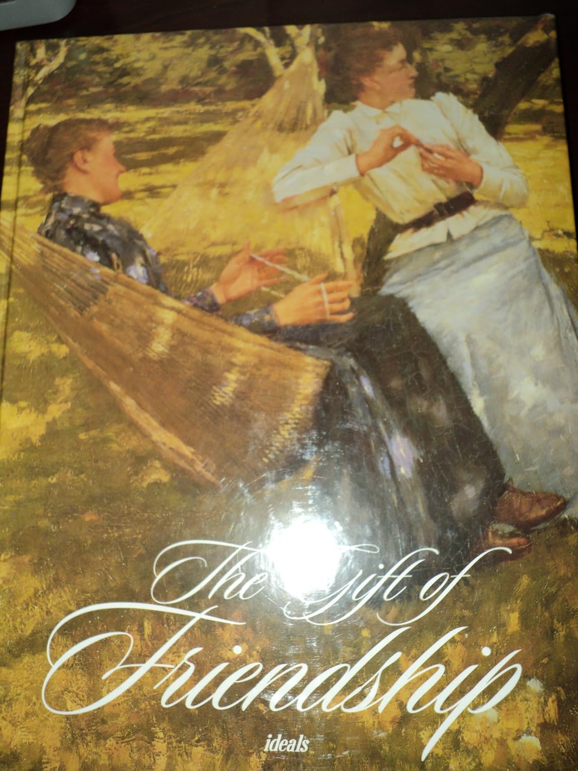 The Gift of Friendship baixar livro de graça