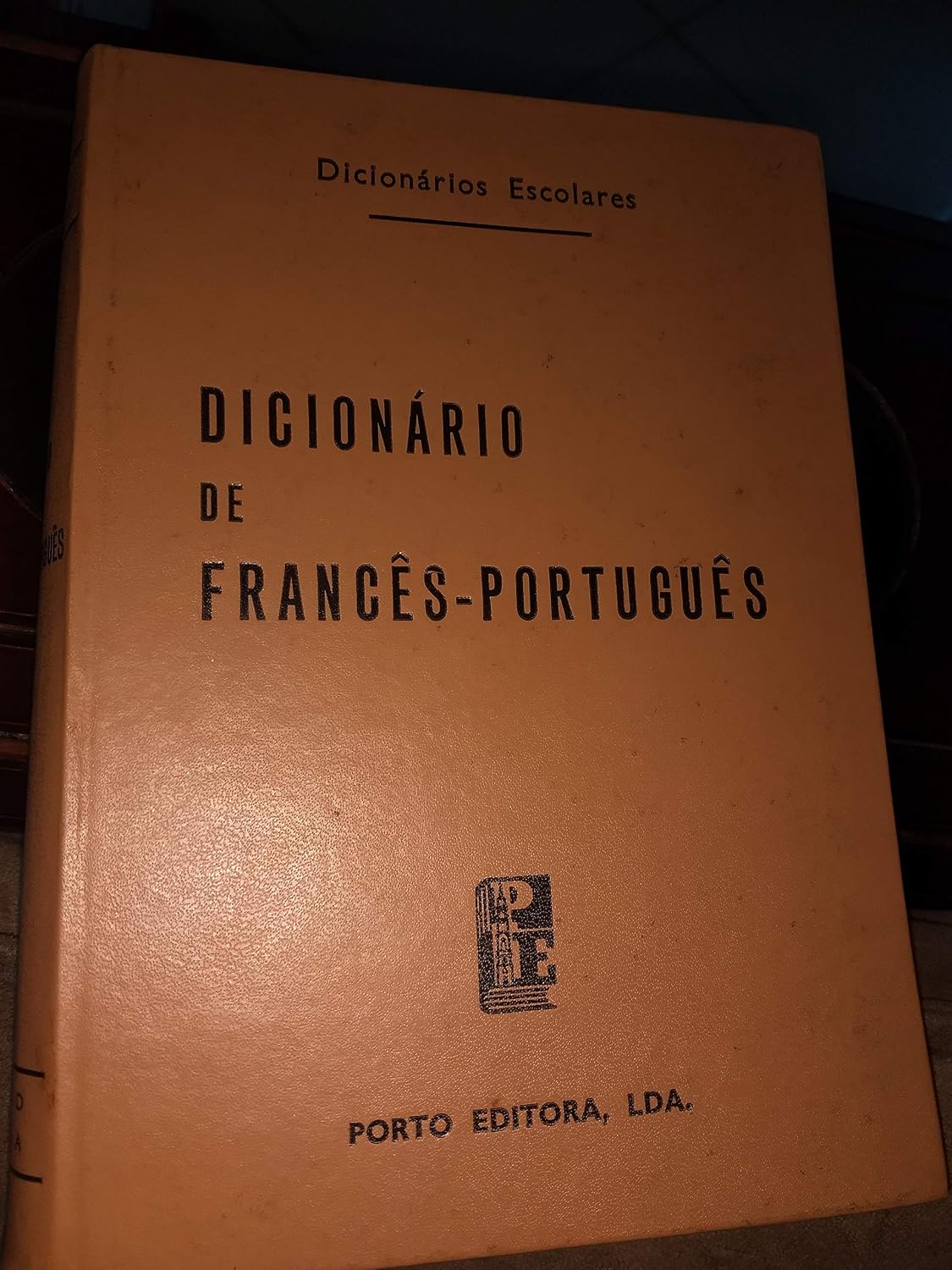 capítulo por capítulo baixar Dicionário Escolar de Francês - Português / Português - Francês