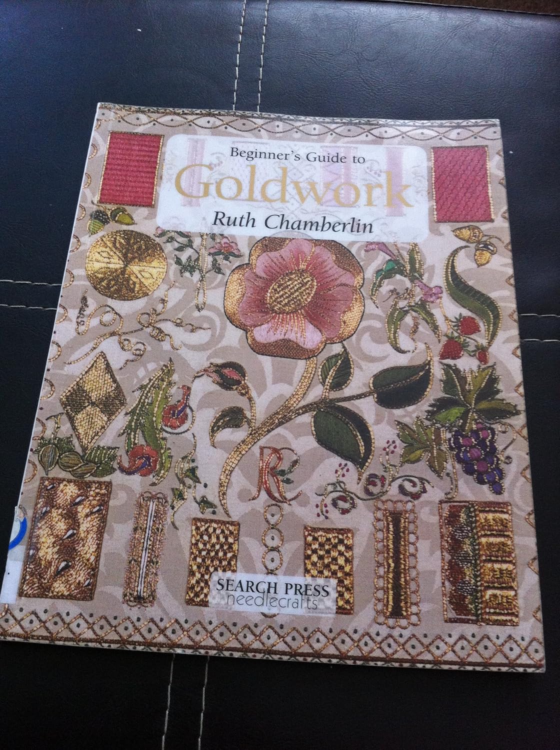 Beginner's Guide to Goldwork baixar livro de graça